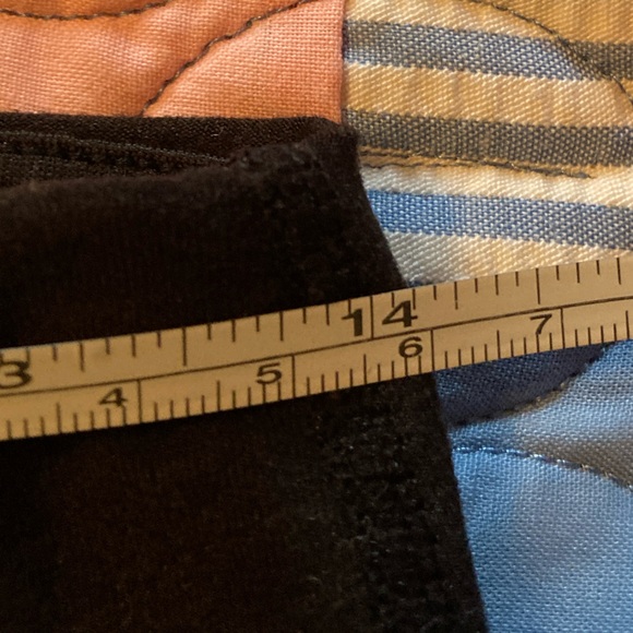 Capris, Workout:Leggings XOXO, Black with side pockets, Size Large - Picture 6 of 16